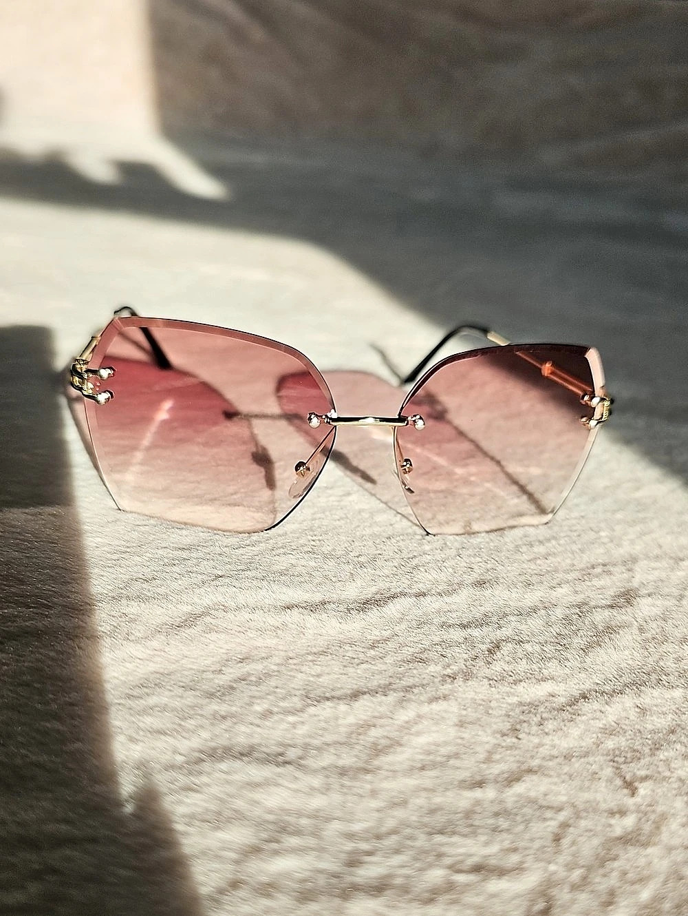 Rimless Pink & Brown Gradient Sunglasses